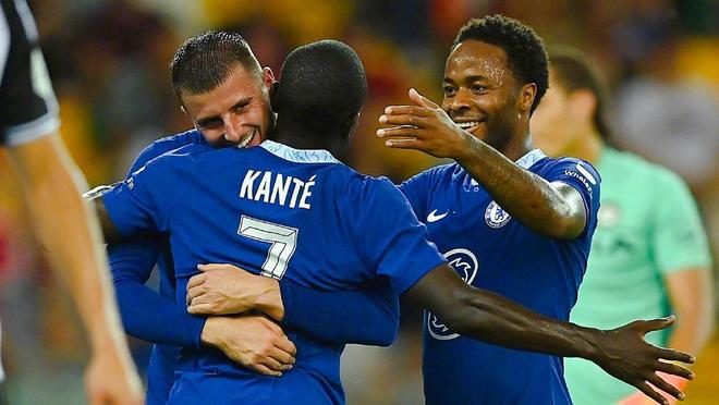 骑士以135比119大胜步行者，豪取赛季第13胜，稳居东部第六。